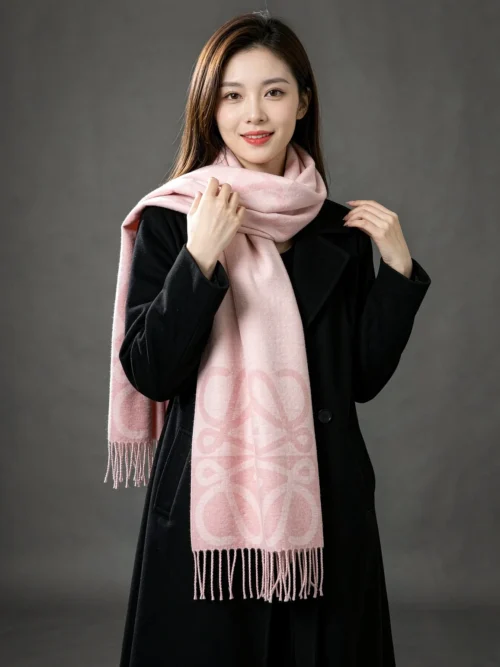 Loewe Reversible Wool-Cashmere Scarf with Anagram Motif in Pink and Camel - Ref. SCLOEWE0002