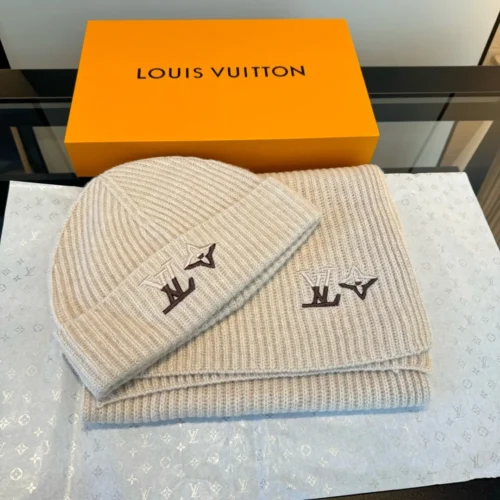 Louis Vuitton Unisex 100% Cashmere Two-Piece Winter Hat and Scarf Set - Ref. SCLV0006