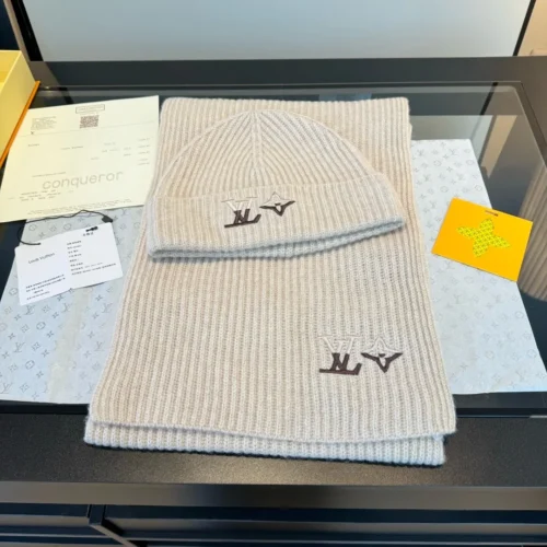 Louis Vuitton Unisex 100% Cashmere Two-Piece Winter Hat and Scarf Set - Ref. SCLV0006