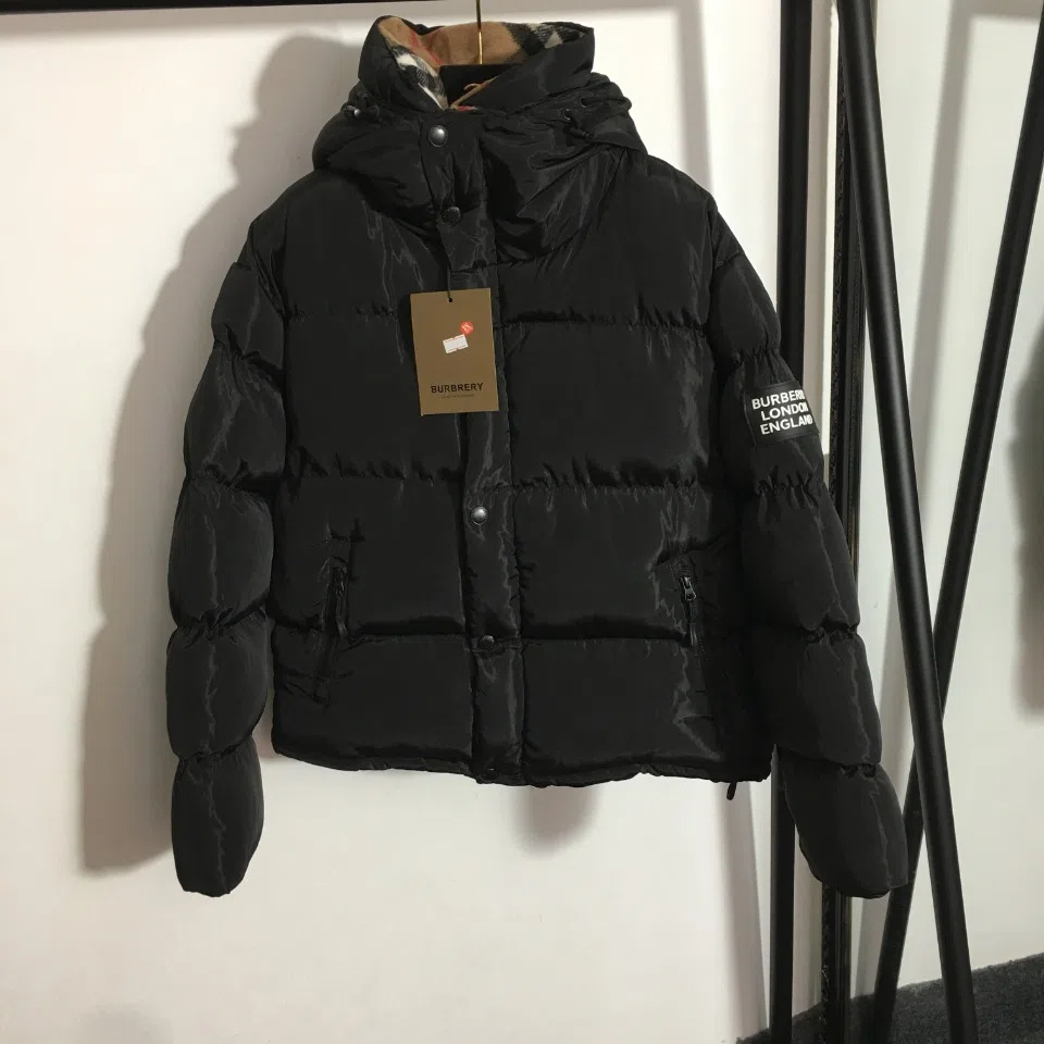 WCBURBERRY0001-01 Burberry Women's Black Long-Sleeve Turtleneck Check-Pattern Hooded Padded Jacket - Ref. WCBURBERRY0001