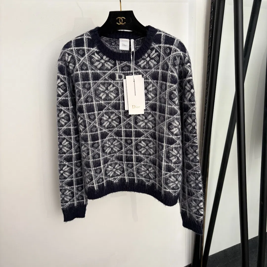 WCDIOR0068-01 Dior Women's Black Long-Sleeve Jacquard Color-Block Sweater