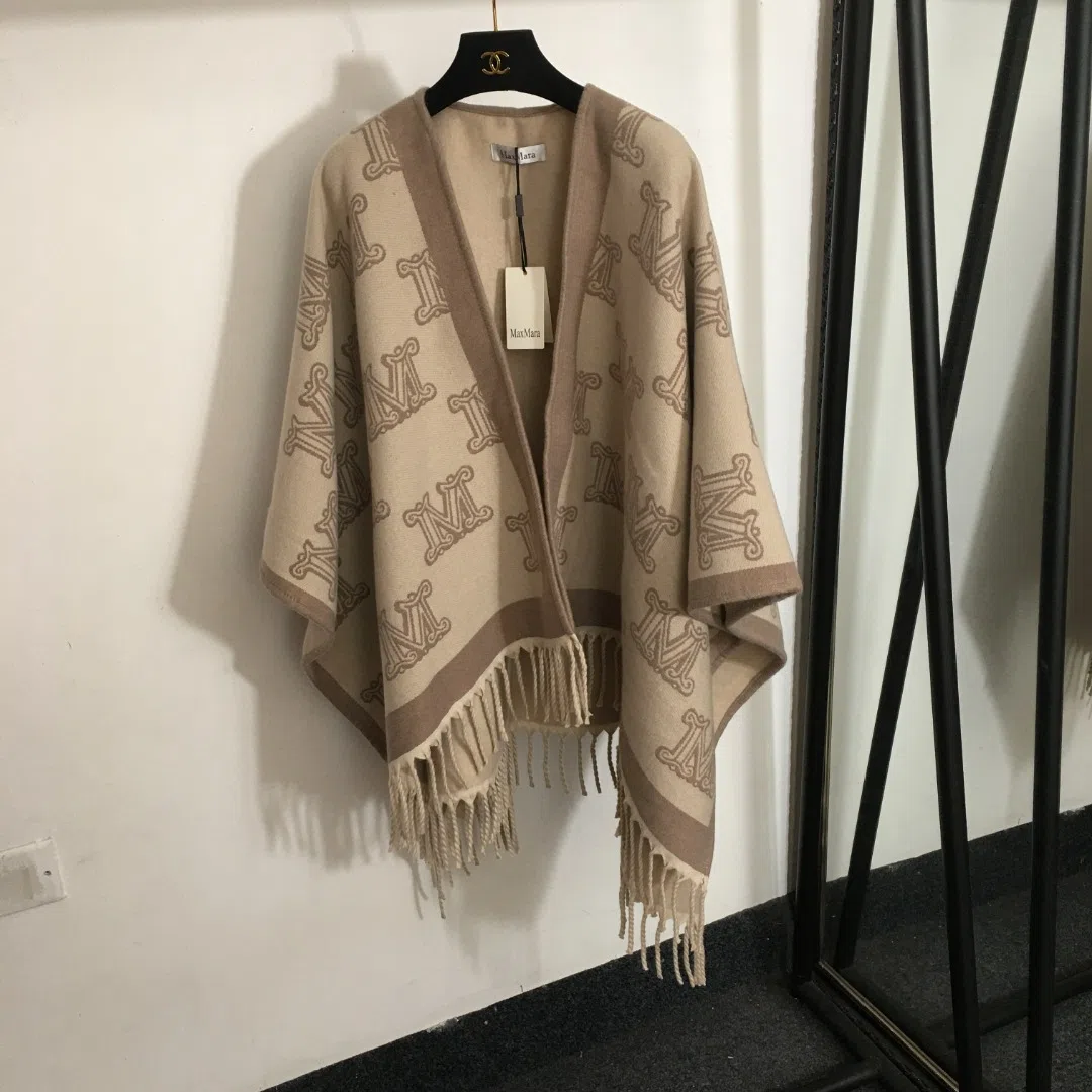 Max Mara Women's Cable-Knit Wool Cardigan - Ref. WCMAXMARA0002