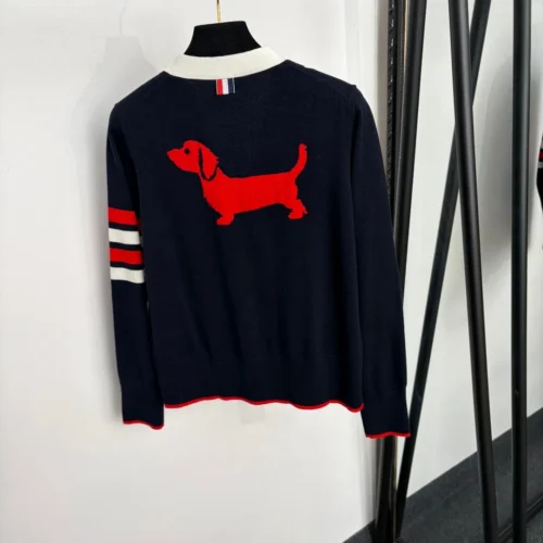 Thom Browne Women's Long-Sleeve V-Neck Jacquard Color-Block Wool Cardigan - Ref. WCTHOMBROWNE0001